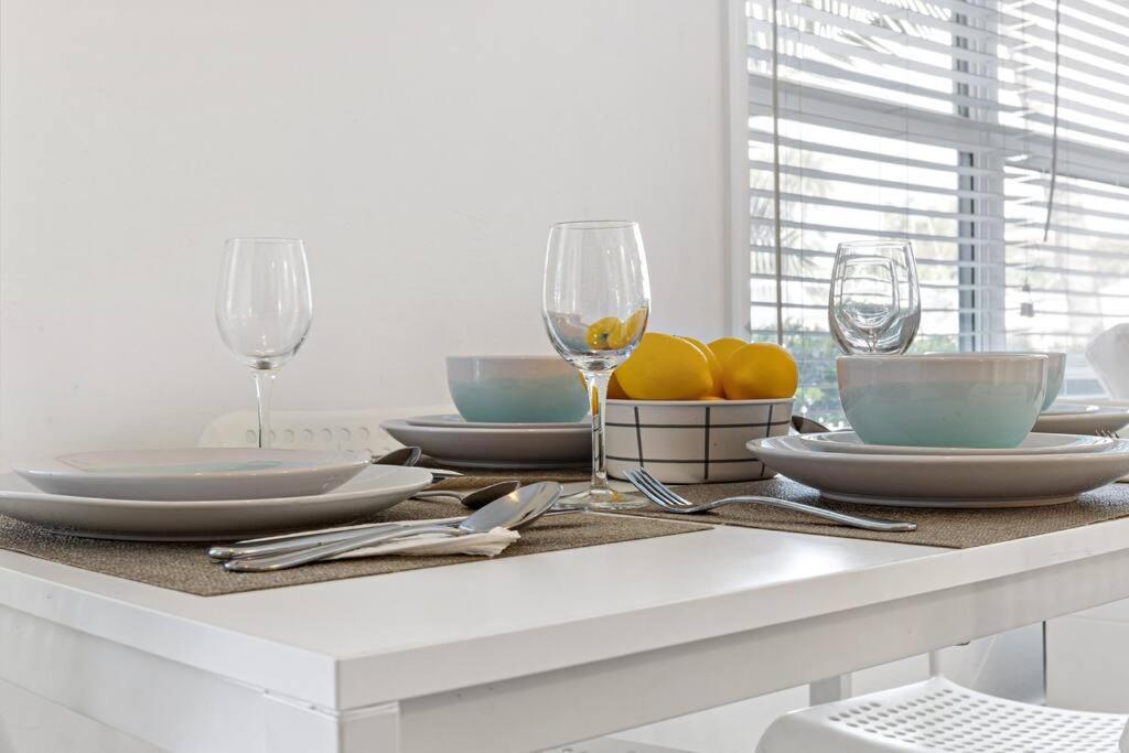 Las Olas Blvd Exclusive Apt With Waterview 포트 로더데일 외부 사진