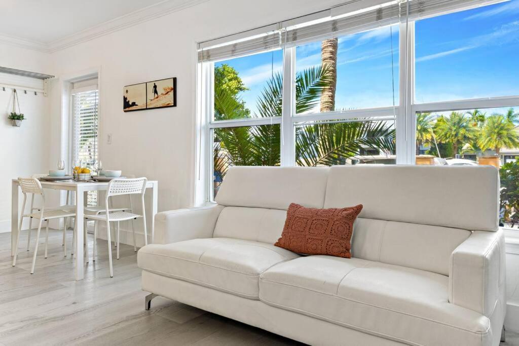 Las Olas Blvd Exclusive Apt With Waterview 포트 로더데일 외부 사진
