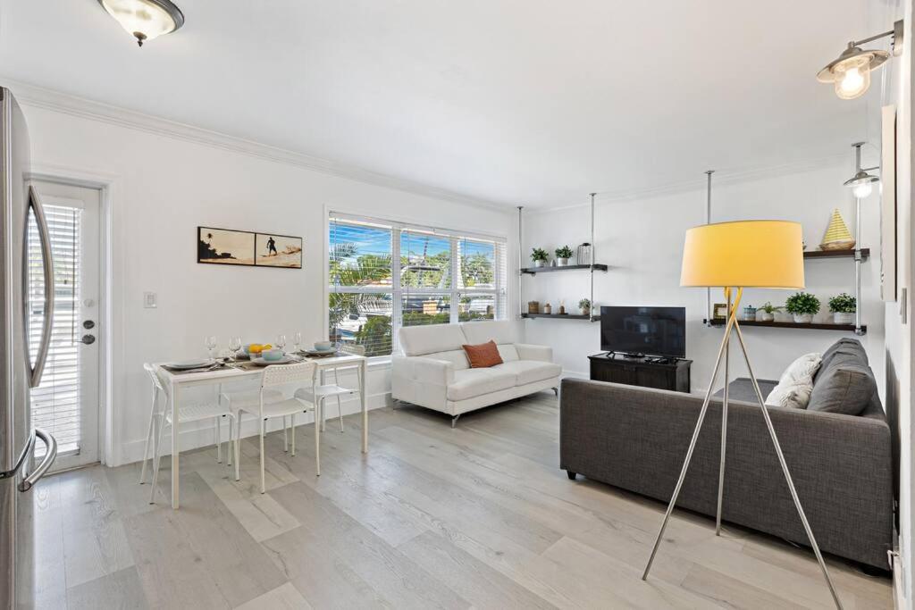 Las Olas Blvd Exclusive Apt With Waterview 포트 로더데일 외부 사진